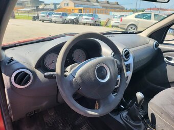 Dacia Sandero 1.4i,55kw, najeto 100tis, nová STK. - 8
