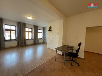 Pronájem bytu 3+kk, 100 m², Žatec, ul. Žižkovo náměstí - 8