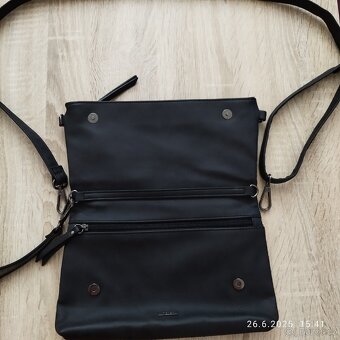 Dámská černá crossbody kabelka RIEKER
H1107-00 černá W0 - 8