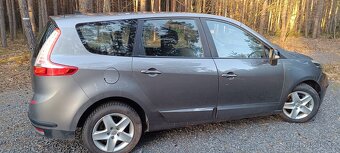 Renault Grand Scenic - 8