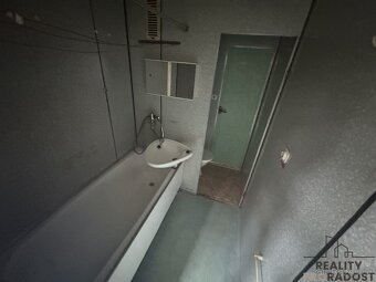 Družstevní byt 2+1 ve výborné lokalitě - 8