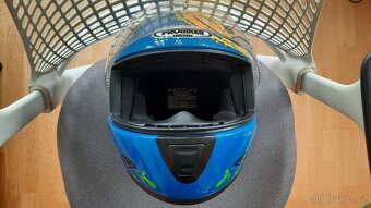 Značková dětská helma na motorku, čtyřkolku nebo motokáru - 8