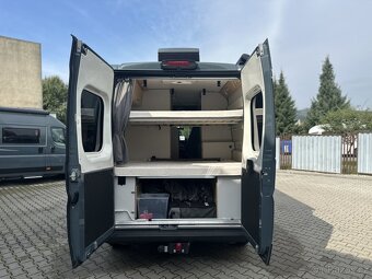 KARMANN-MOBIL DEXTER 581 - 8