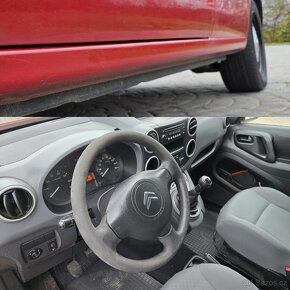 CITROEN BERLINGO 1,6 HDi model 2012 STK 2026 , PO SERVISU - 8