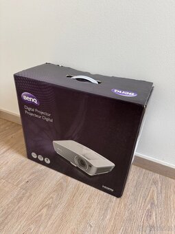 Projektor Benq TH670 + držák na strop - 8