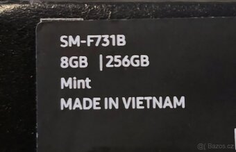 Samsung Z Flip5 - 8