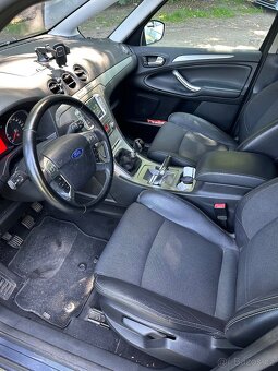 Ford S-Max - 8