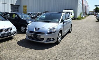 Peugeot 5008 1,6i Family benzín 115kw - 8