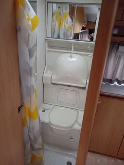 OBYTNÝ PŘÍVĚS KARAVAN BEYERLANG 403B - 8