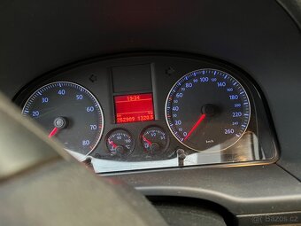 Prodám Vw Caddy Maxi 1.6 benzin - 8
