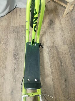 Koloběžka YEDOO 2, velmi dobrý stav, nevyužitá - 8