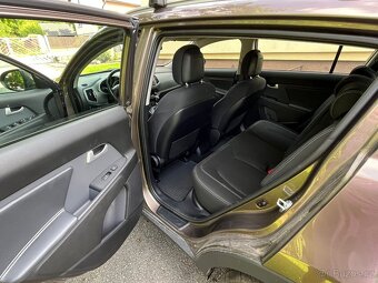Kia Sportage 1.6GDi KLIMA vyk.135PS 11/2015 naj.89xxx km - 8