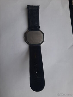 Hodinky více modelů náramkové. - 8