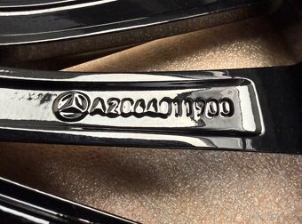 Originál letní kola Mercedes C W206 AMG R19 - 8