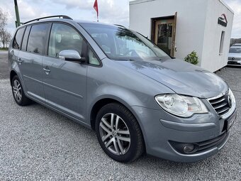Volkswagen Touran 1.9T Di 77kw 7míst - 8