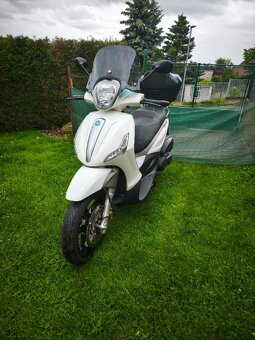 Piaggio Beverly 350 i.e. ABS/ASR Sport Touring (2016) TOP, 7 - 8