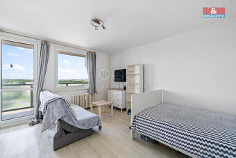Prodej bytu 1+kk, 29 m², Hradec Králové, ul. Urxova - 8