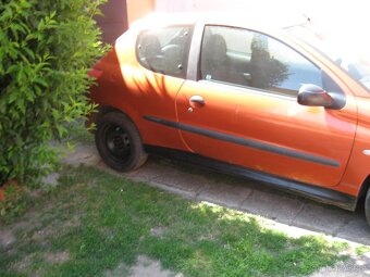 Prodám Peugeot 206 1,4 I - 8