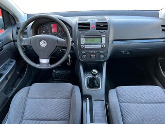 Volkswagen Golf GT - 8