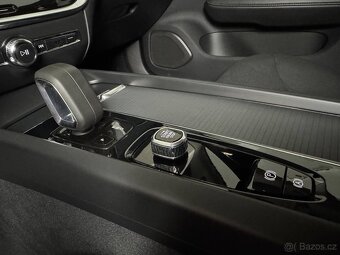 Volvo V60 2.0 B4 AWD Cross Country LED Kamera - 8