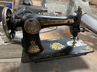 Šicí stroj Singer - 8