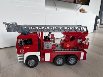 Bruder Hasicsky vůz MAN - 8