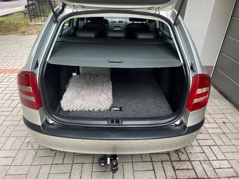 ŠKODA OCTAVIA 2.0TDI 103KW COMBI /ALU-R17/NOVÁ-STK/PDC/ - 8
