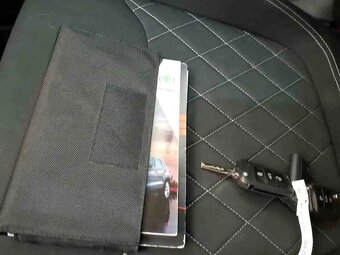 Škoda Karoq sportline TDI 110kw MAN.,tažné,kamera,kessy,DCC - 8