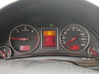 Audi A4 B6 Avant - 8