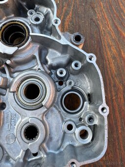 Komplet klikové skříně levý pravý blok kartery Yamaha YZ 125 - 8