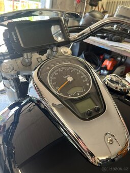 Suzuki C800 Intruder - 8