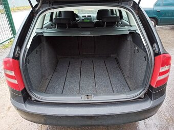 ŠKODA OCTAVIA Combi 2.0 TDi .. NOVÁ TK do 12/2027 .. PĚKNÁ - 8