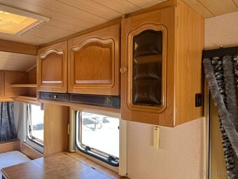 Knaus Azur 450/ 100 km/h - 8