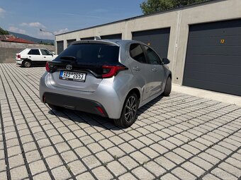 Toyota Yaris 1.5 Dynamic Force 2023 - 8