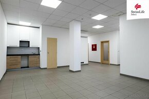 Pronájem kanceláře 220 m2 Lednická, Praha - 8