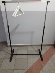 NOVÝ VĚŠÁK 3 ks šíře 90 cm - PŮV. CENA 1.490,- - 8
