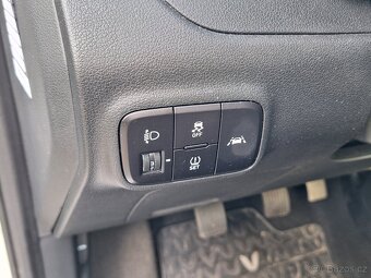 Hyundai i10 2021 1.0MPi 49kW - 8