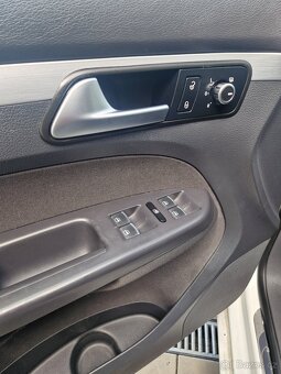 Volkswagen Touran 1.6 TDI - 8
