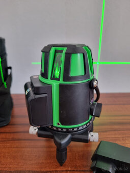 Prodám nový křížový laser HILDA se zeleným paprskem - 8