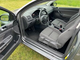 PRODÁM VOLKSWAGEN GOLF 5 1.4 i 1 MAJITEL. - 8