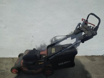 Velká sekačka Dolmar na ND - 8