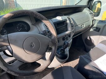 Renault Trafic 2,0 DCi 6 míst - 8