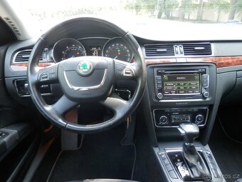 ŠKODA SUPERB II 3.6i V6 191kw 4x4 Dsg 2009 Elegance - 8
