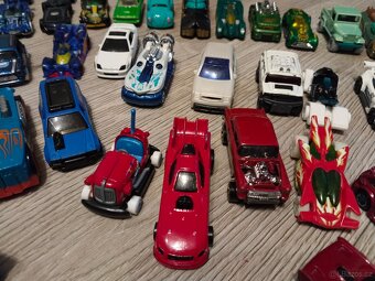 Hot-wheels sada 134 aut - 8
