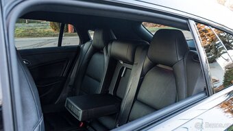 Mercedes-Benz CLA Shooting Brake SB 220 CDI AMG LINE 4matic - 8