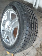 NOVÁ REZERVA PLNOHODNOTNÁ LITÉ KOLO R 16 VEL 205/55 - 8