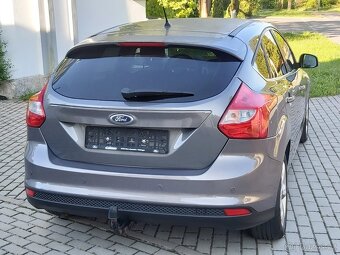 Ford Focus 1.0 92 kw 2012, servis Ford , TOP STAV - 8