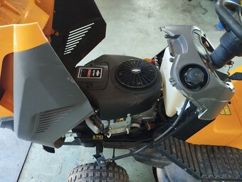 Stiga traktor na travu - 8