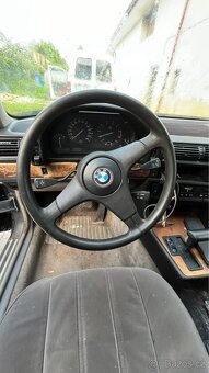 Bmw e32 750i - 8
