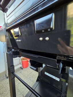 Plynový gril CHAR BROIL - Nový - 8